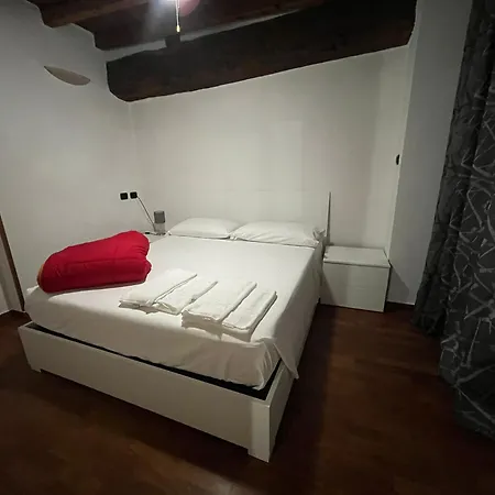 Iris Air Conditioning - Free Parking - Wifi - Self Check-in