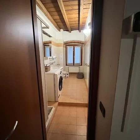 Iris Air Conditioning - Free Parking - Wifi - Self Check-in Bergamo