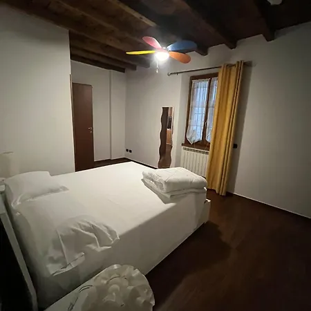 Iris Air Conditioning - Free Parking - Wifi - Self Check-in Apartment Bergamo