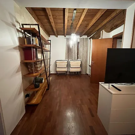 Iris - Spaziosa Casa Indipendente Апартаменты Бергамо
