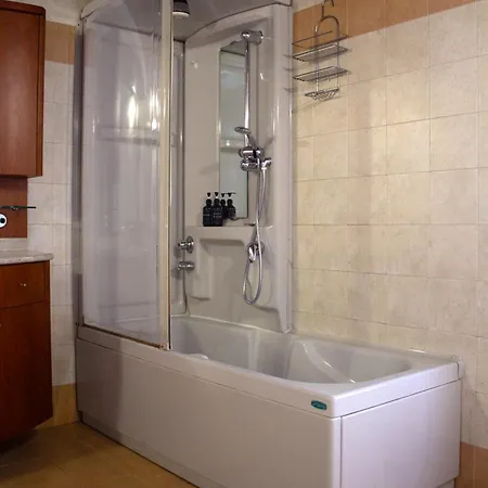 Апартаменты Iris - Spaziosa Casa Indipendente